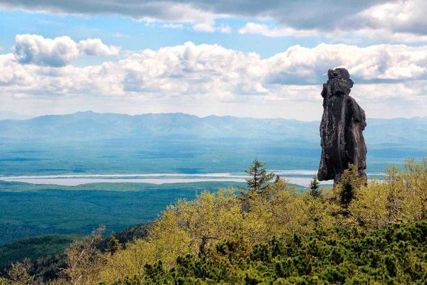 Амурские столбы, шаман-камень