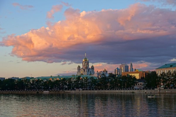 Екатеринбург осень набережная