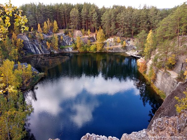 Природный парк Бажовские места озеро Тальков камень