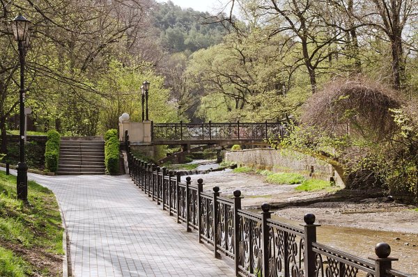 Кисловодск парк весной