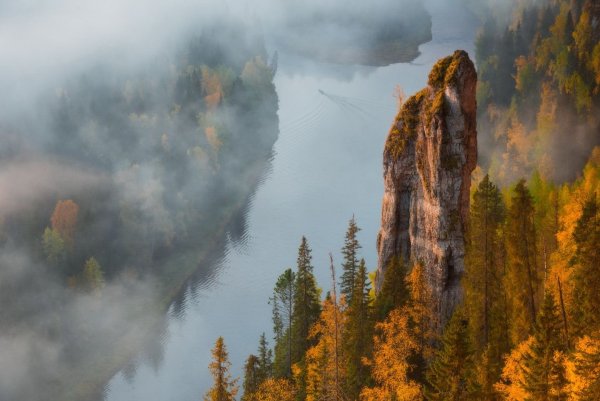 Усьвинские столбы чертов палец