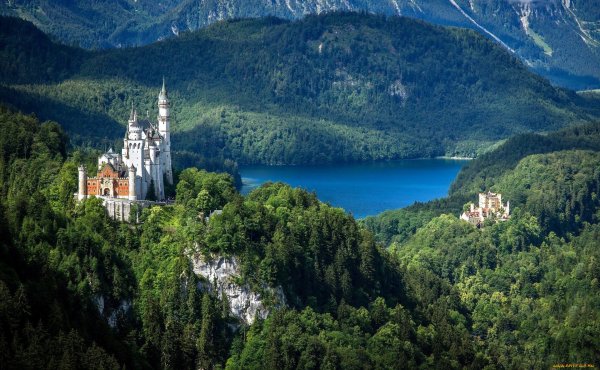 Замок Нойшванштайн Бавария Германия