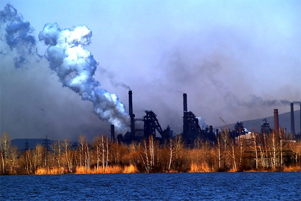 Магнитогорск заводы дым