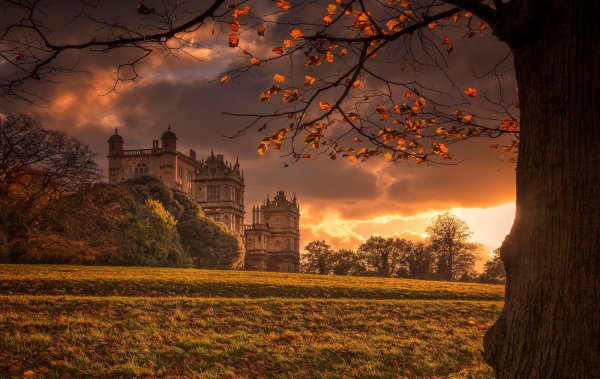 Nottingham Castle осенью