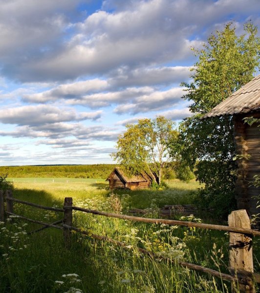 Русская деревня Околица