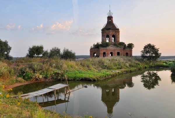 Красивая меча Тула