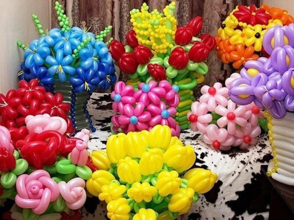 Мастер-класс: цветы из шаров