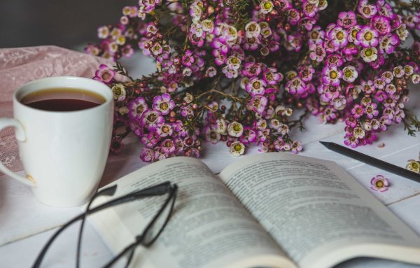 Книжка цветы и кофе