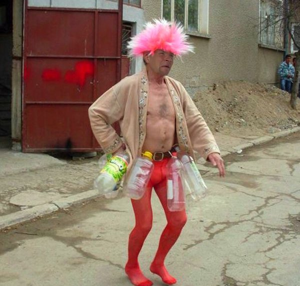 Бездомный мужчина