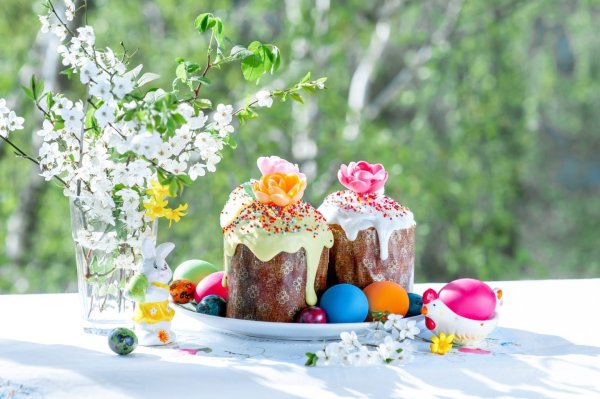 Природа кулич Пасха