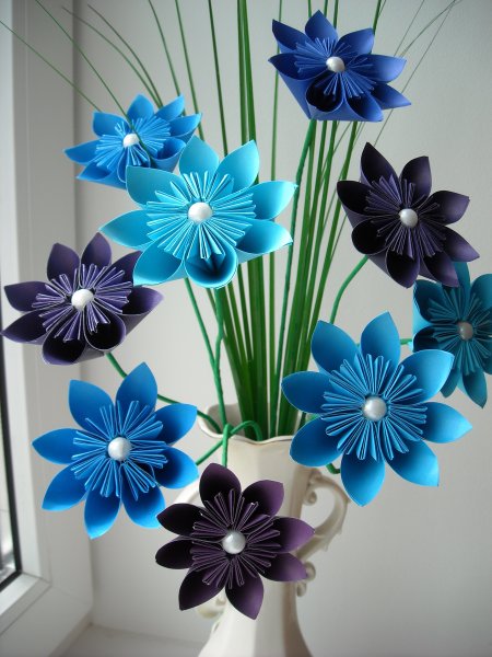Цветы из бумаги к 8 марта для детей и их родителей | Комнатные цветы и уход за ними