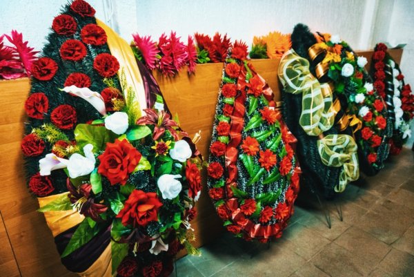 Венки на могилу