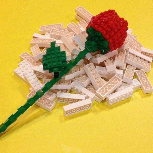 Подарок для мамы из лего конструктора