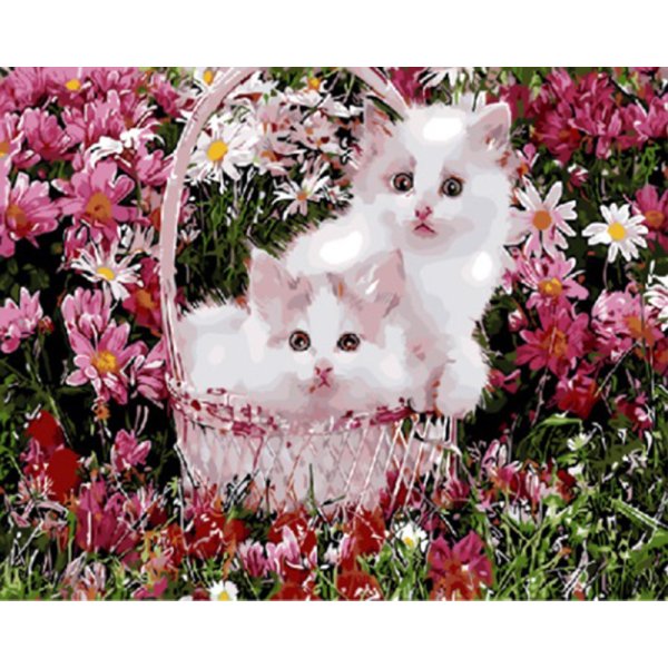 Кошечка в цветах