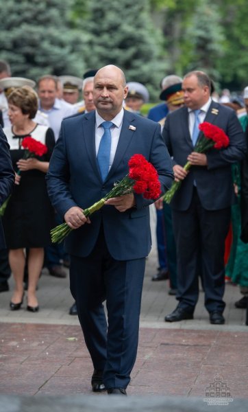 Памятник неизвестному солдату в Москве возложение цветов