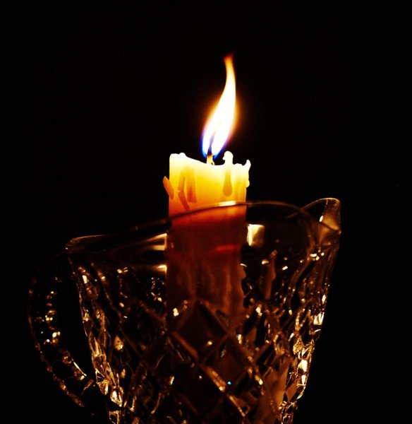 поминальные свечи фото - Поиск в Google | Камин из свечей, Свеча, Молитвы