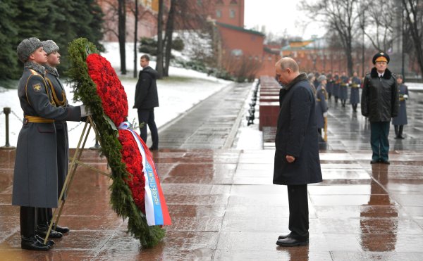 9 Мая Новопетровск возложение венков
