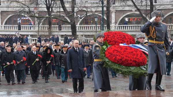 Афины могила неизвестного солдата возложение венков