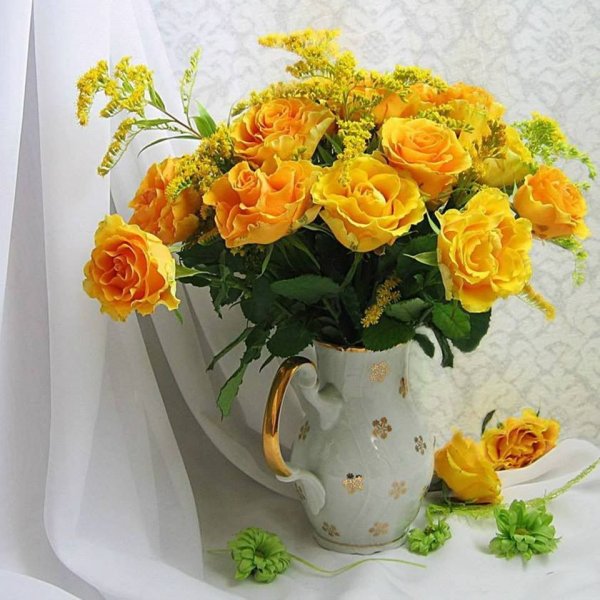 Нежные цветы для девушки