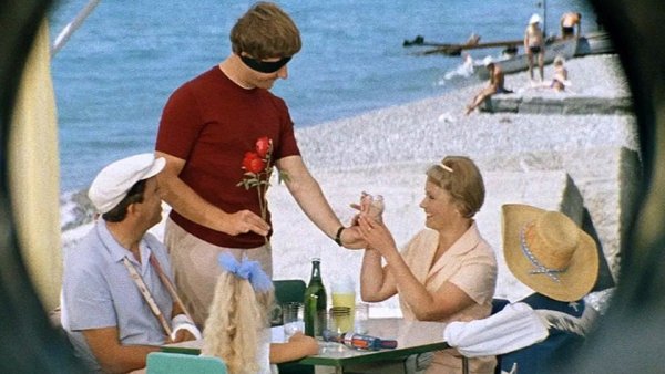 Бриллиантовая рука 1968 сын Никулина