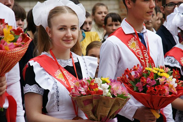 Цветы на последний звонок звонок