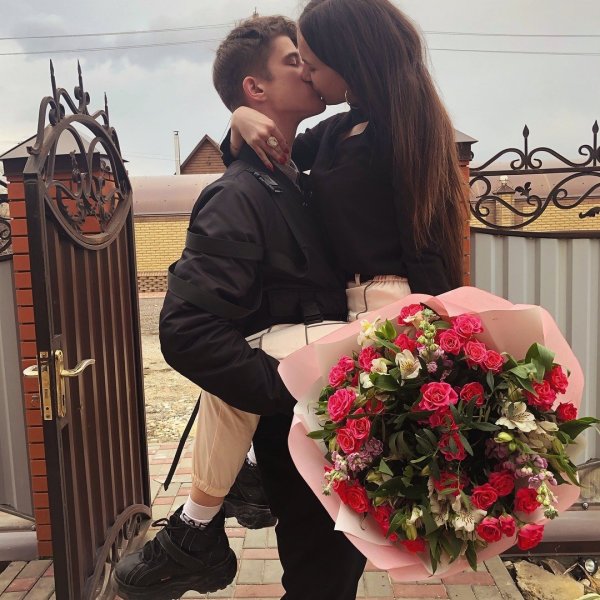 Встреча на вокзале с цветами