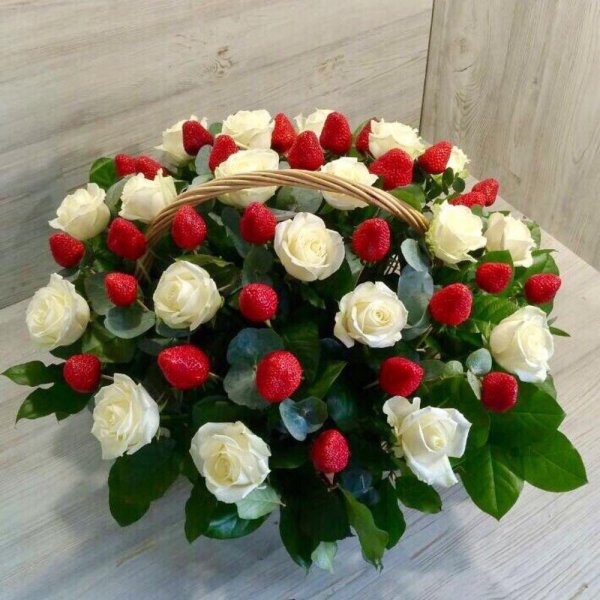 Красивые цветы в подарок