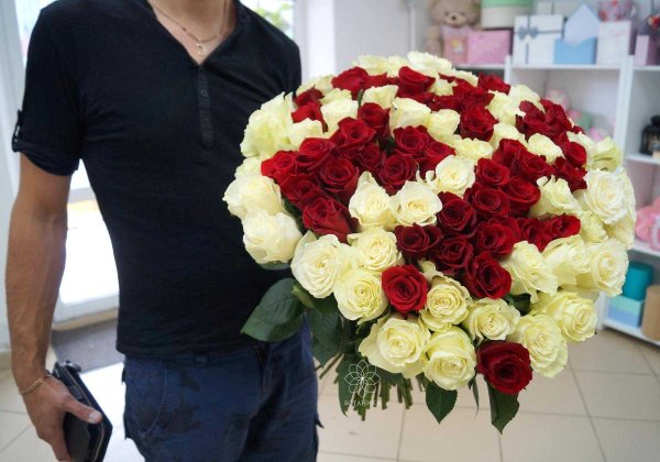 Красивые цветы в подарок