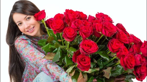 Женщина с огромным букетом
