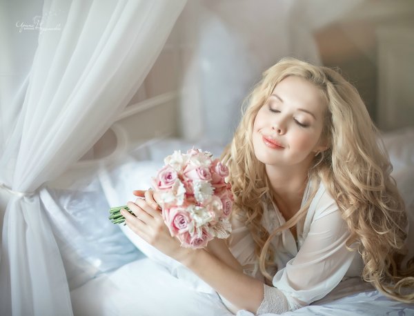Утро белые цветы