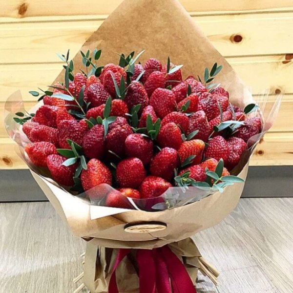 Букет из съедобных цветов