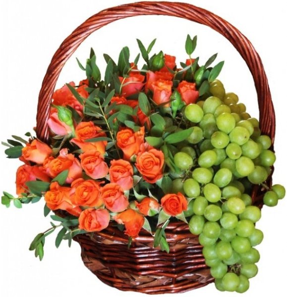 Корзина с фруктами и цветами