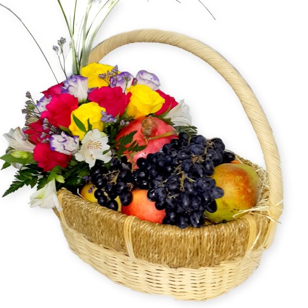 Корзина с фруктами и цветами