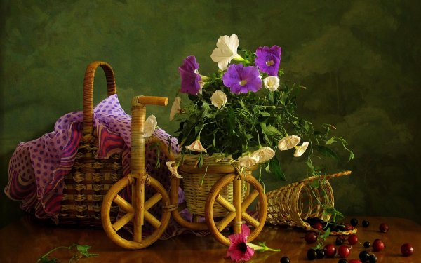 Корзина с цветами