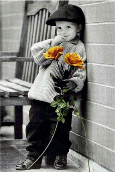 Мальчик с букетом раскраска