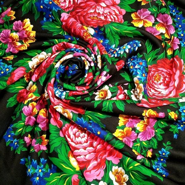 Платок красный Павлопосадские 110