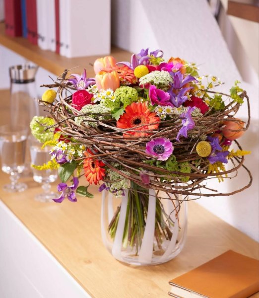 Экибана Весенняя композиция