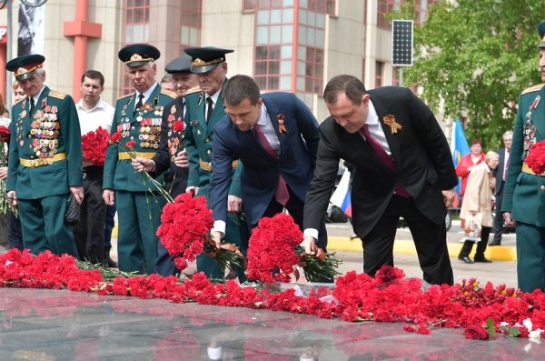 День Победы возложение цветов