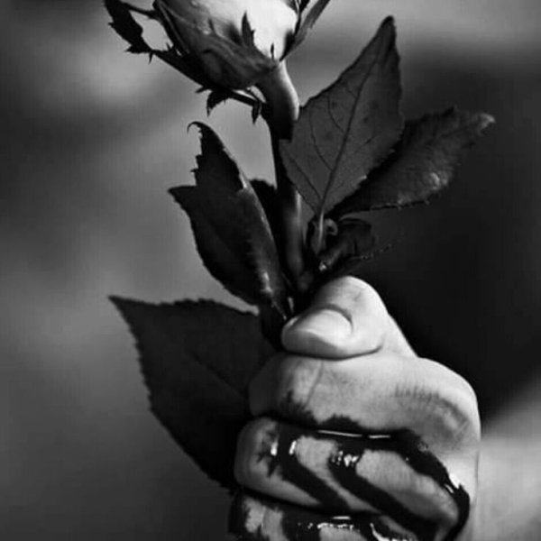 Девушка в платке на аву