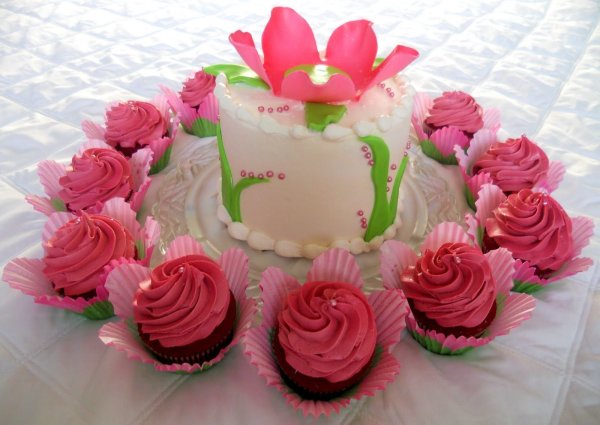 Тортик и цветы