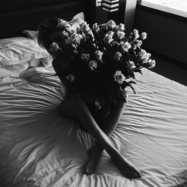 Тень девушки