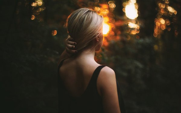 Хестанова Николь