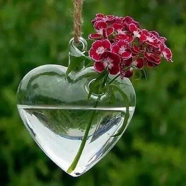 Цветок на руку.