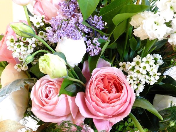 Цветы тюльпаны сирень букет