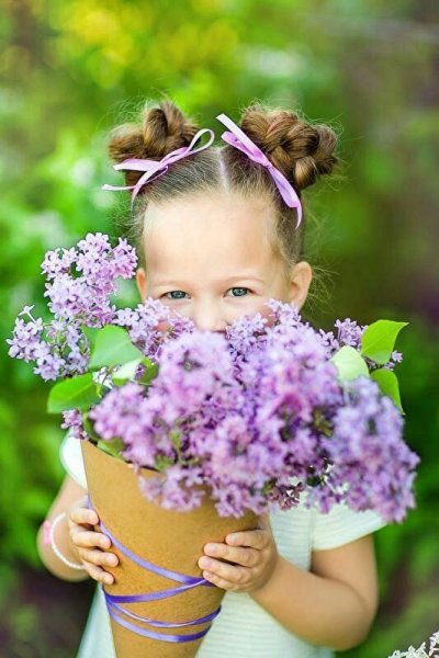 Девочка в ромашках