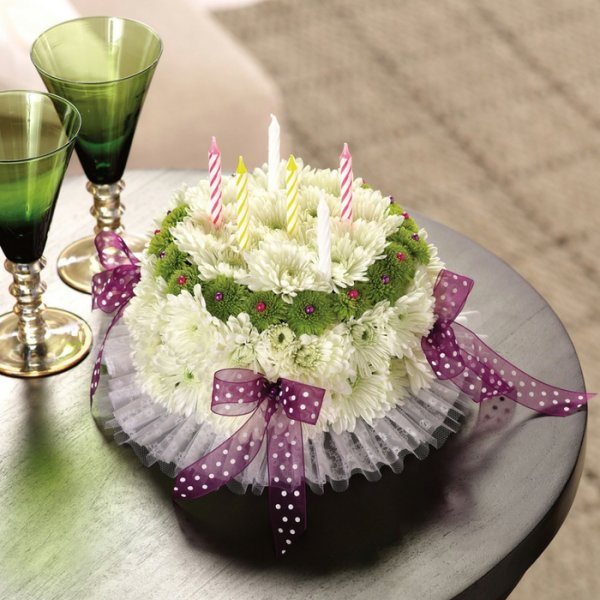 Цветочный торт из живых цветов