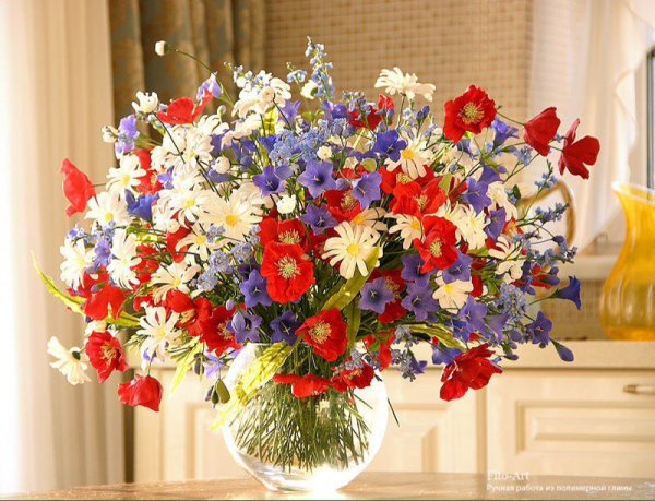 Букет полевых цветов с днем рождения