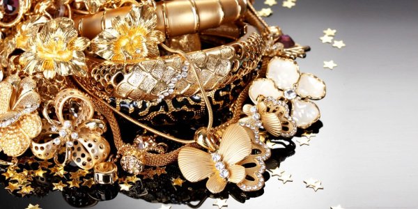 Бриллиантовая брошь