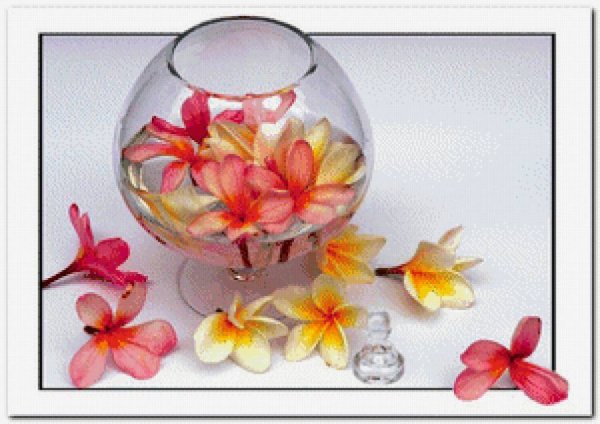 Бокал с цветком внутри