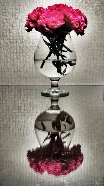 Ваза бокал с цветами